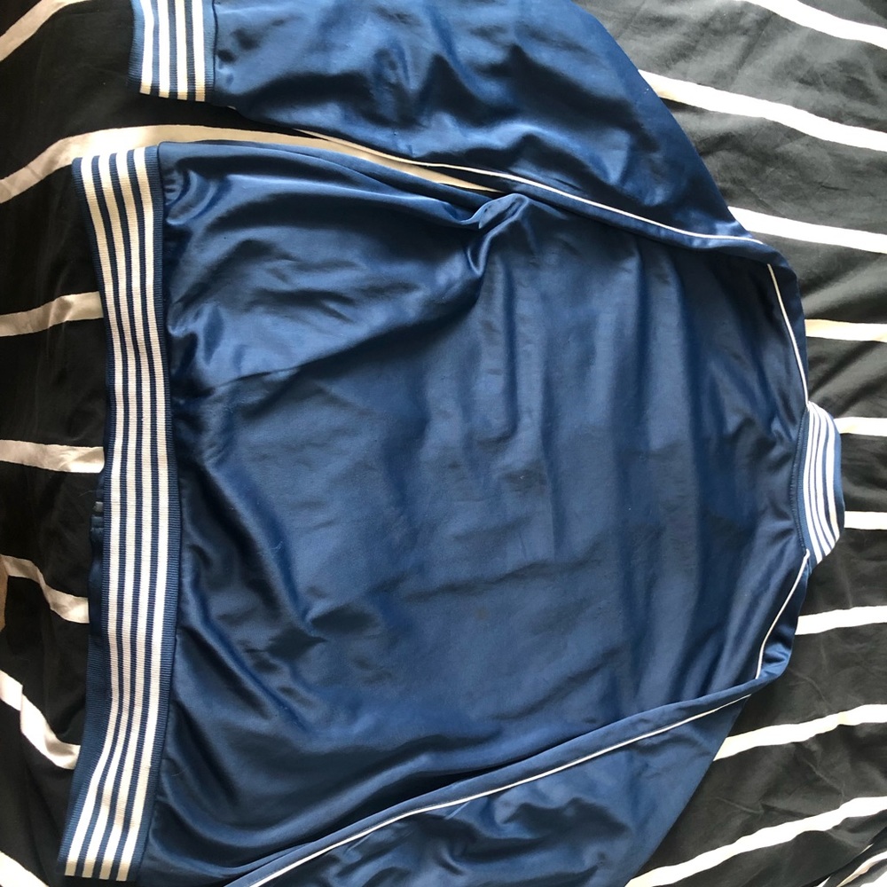 💙𝟻/$𝟸𝟻💙 Roadblock jacket - Picture 5 of 5